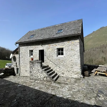 Holiday home Petit Aoulet Accous